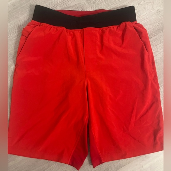 Lululemon lined workout shorts - Picture 1 of 6